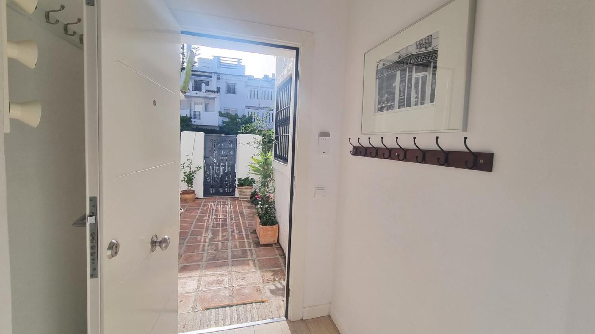 4 Bed House With Pool Walk To Puerto Banus Fast Internet Villa Marbella Exterior foto